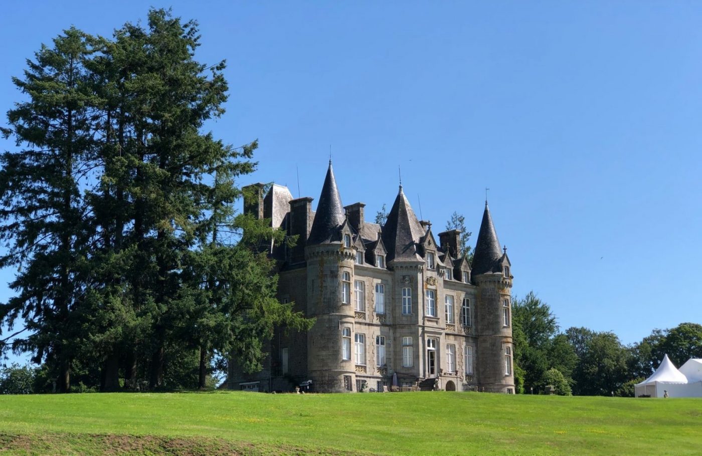 Châteaux